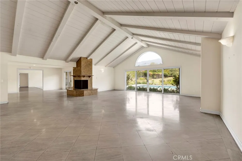 201 Deodar Bradbury, CA 91008