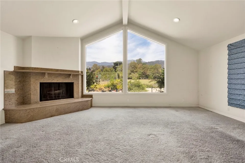 201 Deodar Bradbury, CA 91008