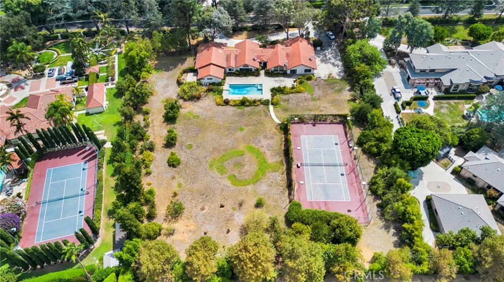201 Deodar Bradbury, CA 91008