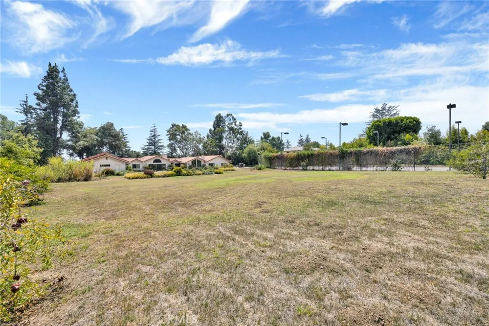 201 Deodar Bradbury, CA 91008