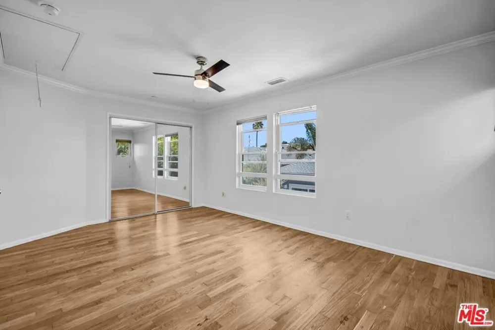 1328 10th Street #1/2 Santa Monica, CA 90401