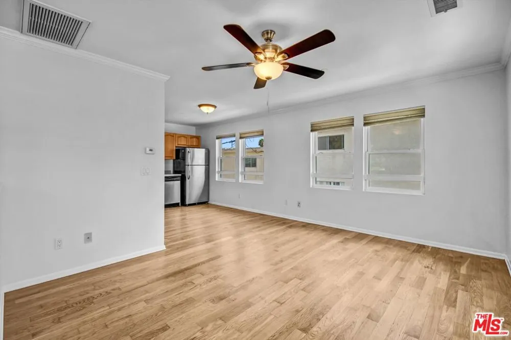 1328 10th Street #1/2 Santa Monica, CA 90401