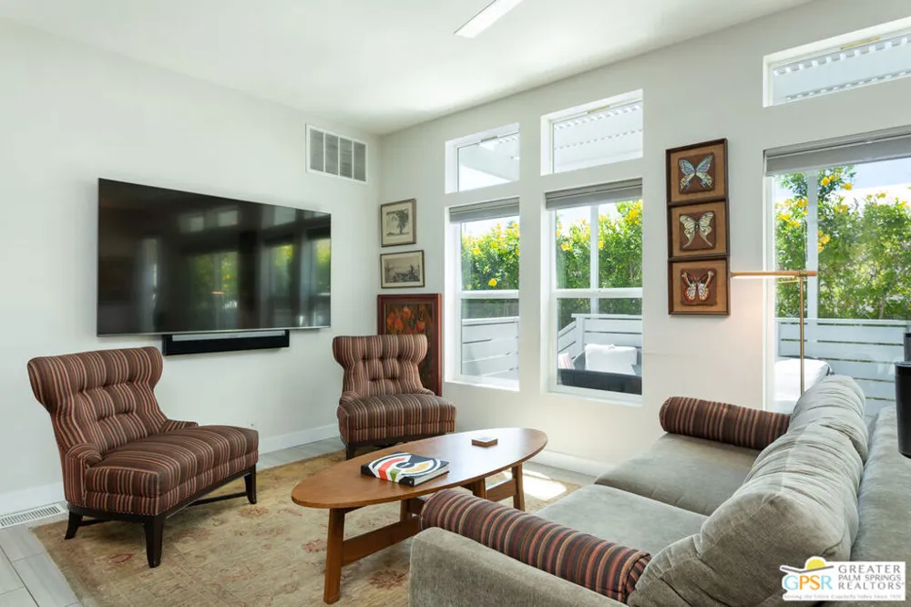 408 Kona Lane Palm Springs, CA 92264