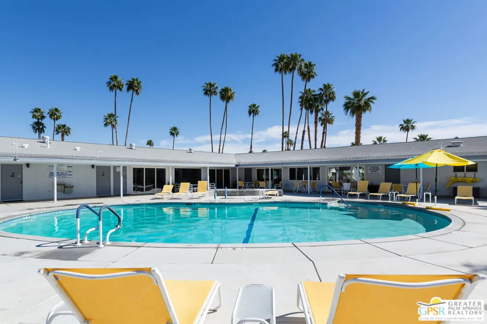 408 Kona Lane Palm Springs, CA 92264