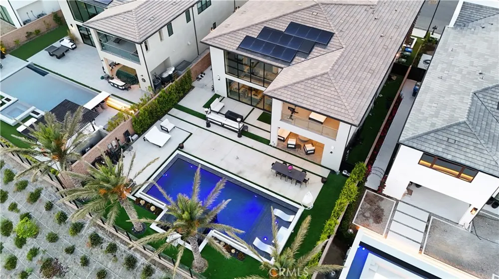 11761 Greenwood Drive Porter Ranch, CA 91326