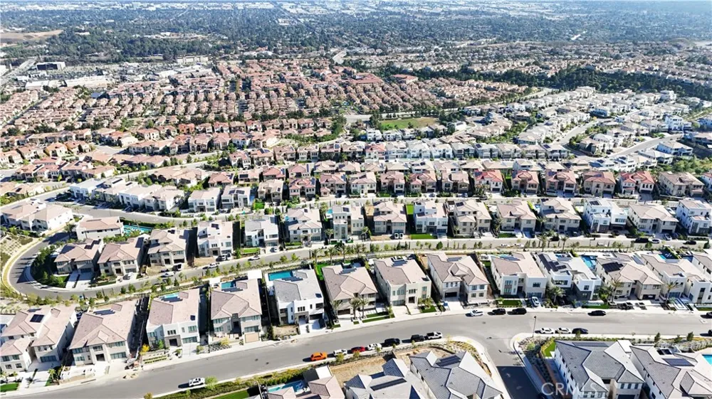11761 Greenwood Drive Porter Ranch, CA 91326