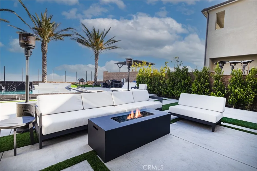 11761 Greenwood Drive Porter Ranch, CA 91326