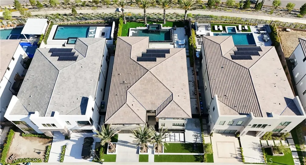 11761 Greenwood Drive Porter Ranch, CA 91326