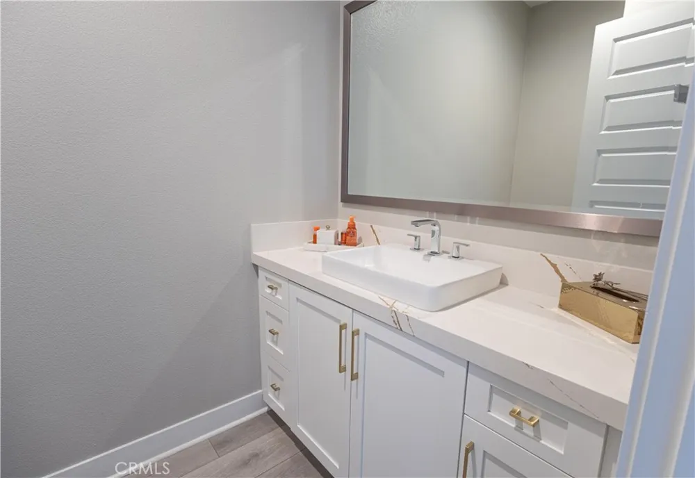 11761 Greenwood Drive Porter Ranch, CA 91326