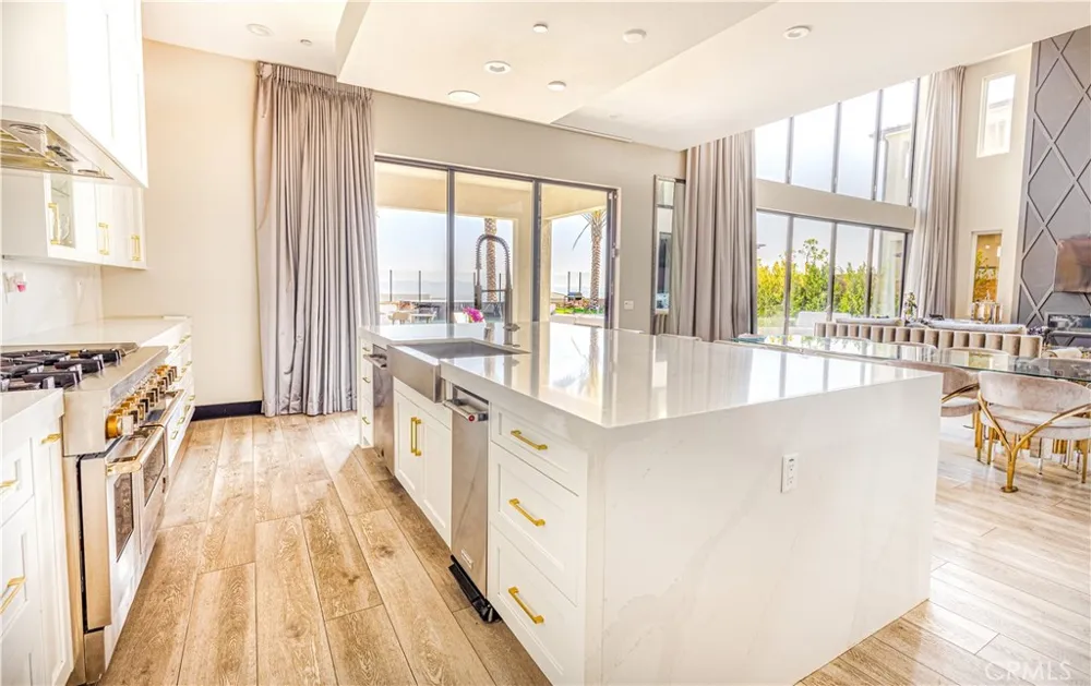 11761 Greenwood Drive Porter Ranch, CA 91326