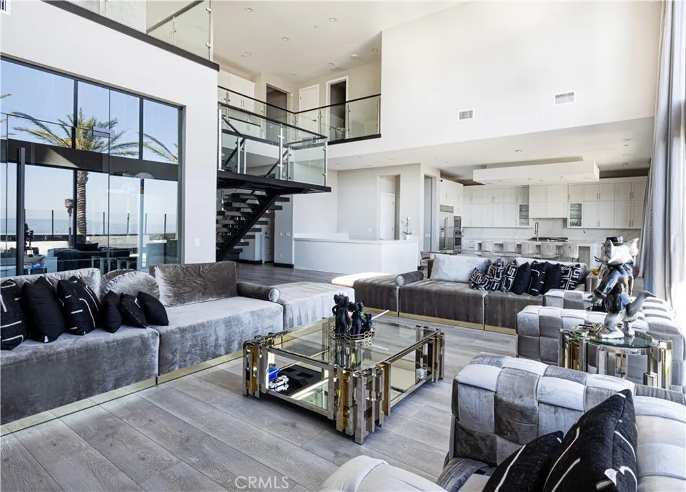 11761 Greenwood Drive Porter Ranch, CA 91326
