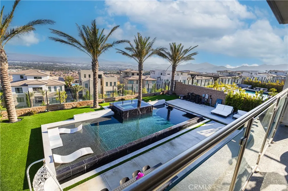 11761 Greenwood Drive Porter Ranch, CA 91326