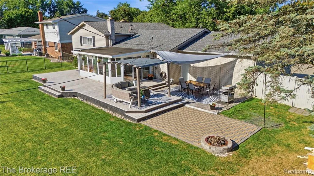 701 Salem Drive Davison City, MI 48423