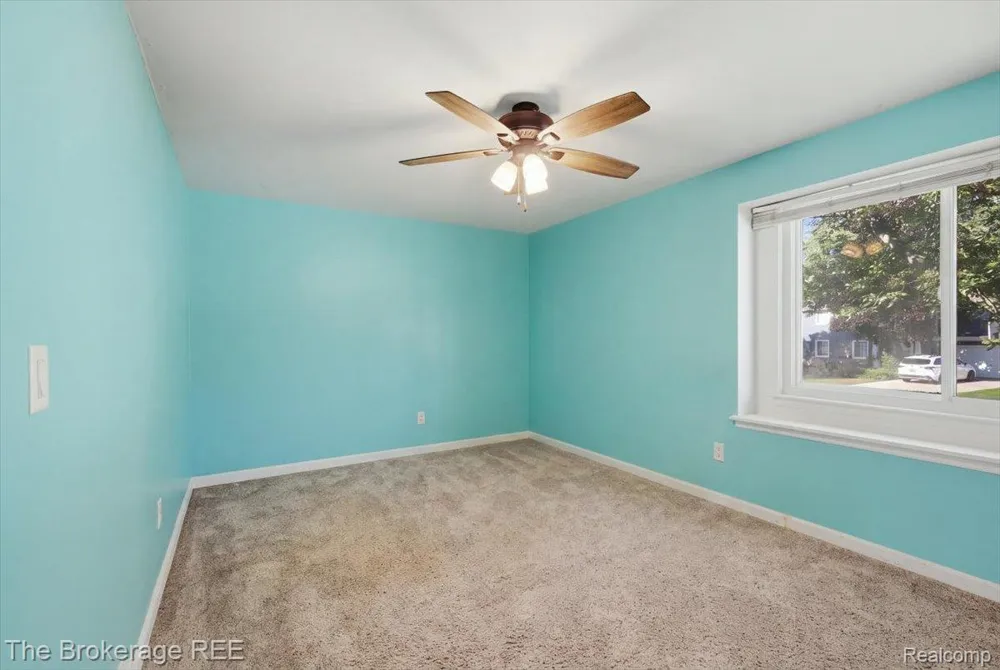 701 Salem Drive Davison City, MI 48423