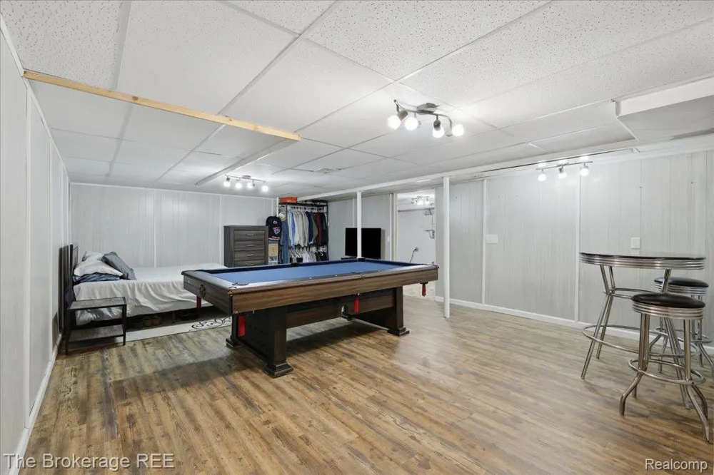 701 Salem Drive Davison City, MI 48423