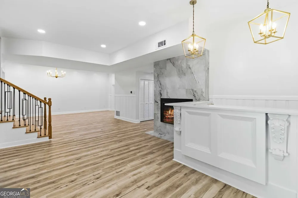 510 River Valley RD Sandy Springs, GA 30328
