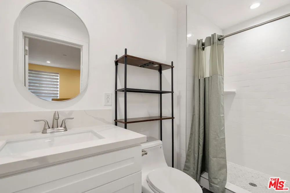 1341 Mariposa Avenue Los Angeles, CA 90027