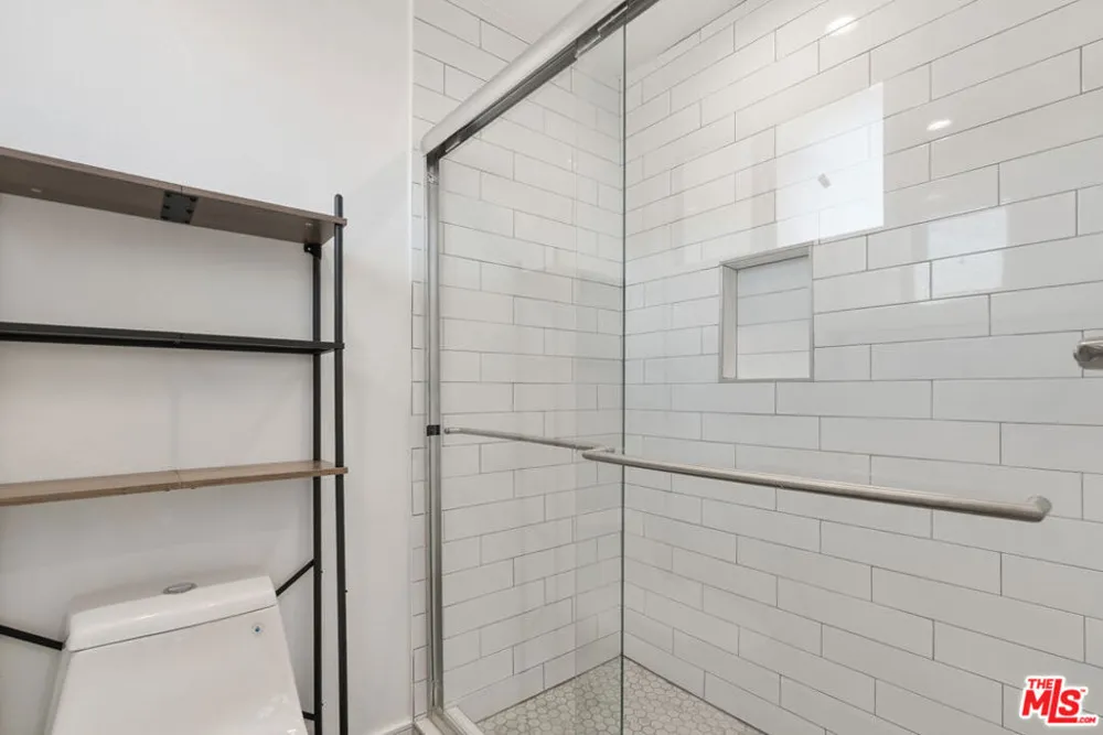 1341 Mariposa Avenue Los Angeles, CA 90027