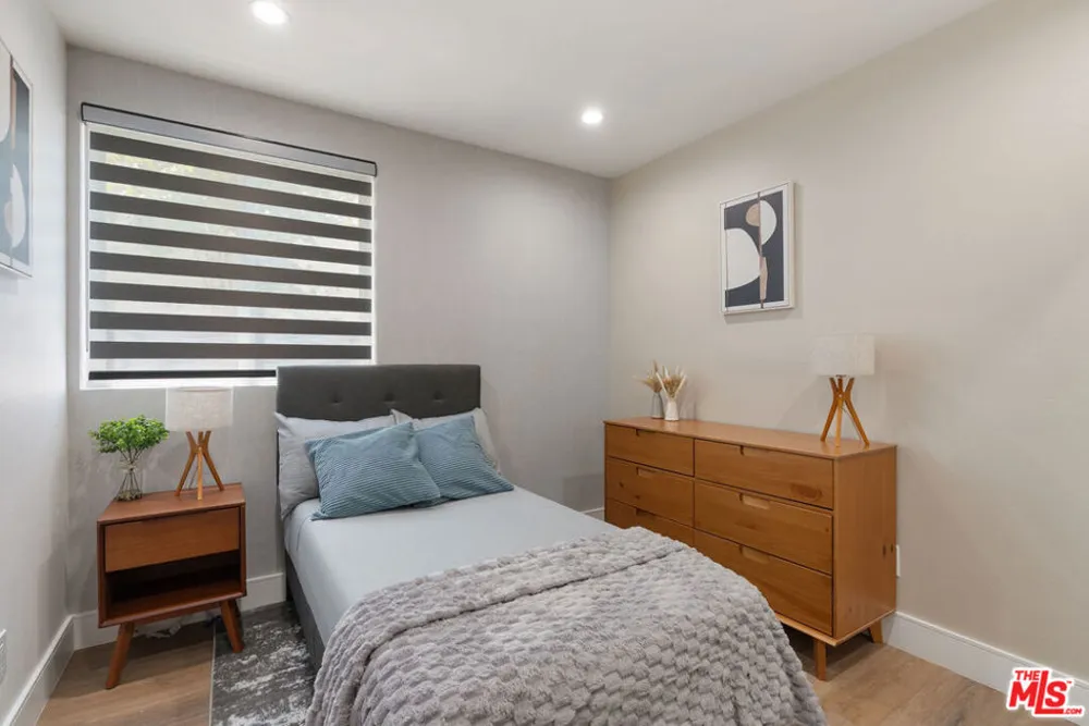 1341 Mariposa Avenue Los Angeles, CA 90027