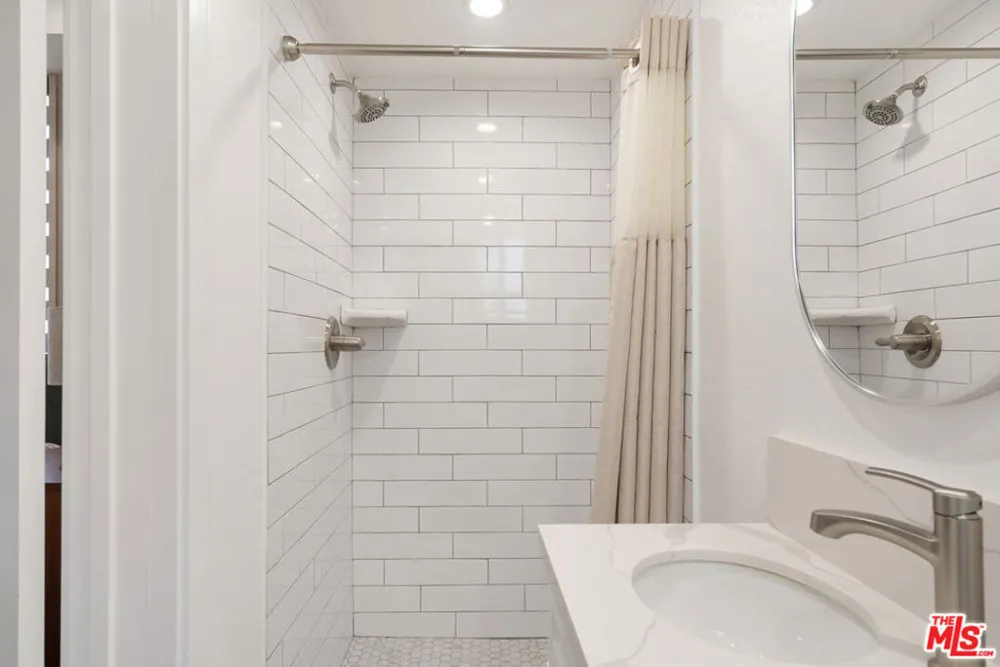 1341 Mariposa Avenue Los Angeles, CA 90027