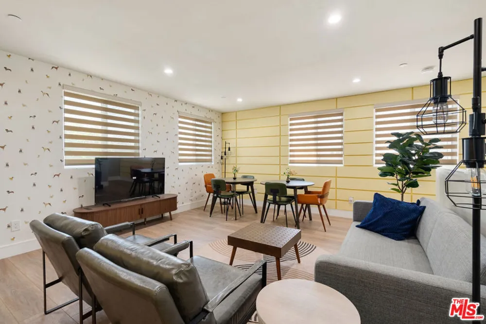 1341 Mariposa Avenue Los Angeles, CA 90027