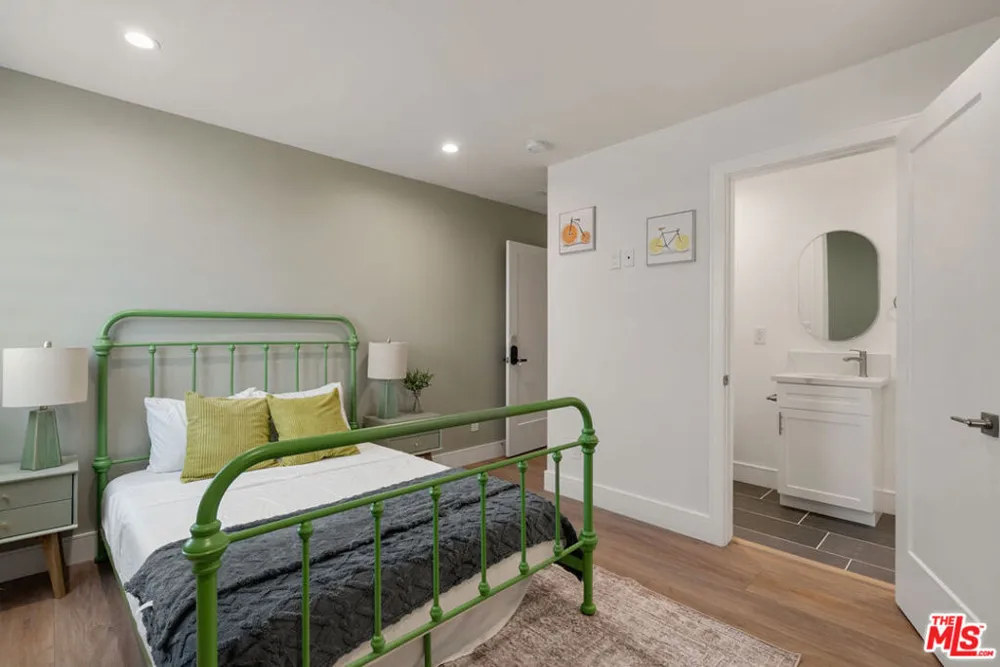 1341 Mariposa Avenue Los Angeles, CA 90027