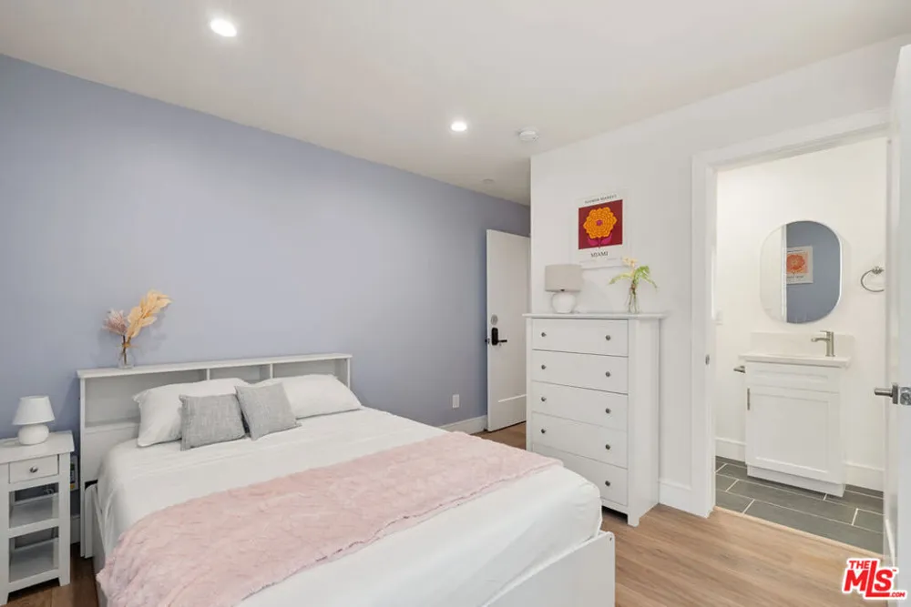 1341 Mariposa Avenue Los Angeles, CA 90027