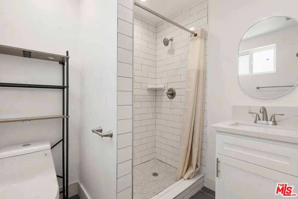 1341 Mariposa Avenue Los Angeles, CA 90027