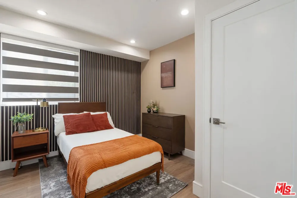 1341 Mariposa Avenue Los Angeles, CA 90027