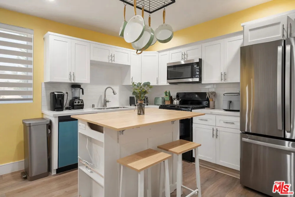 1341 Mariposa Avenue Los Angeles, CA 90027