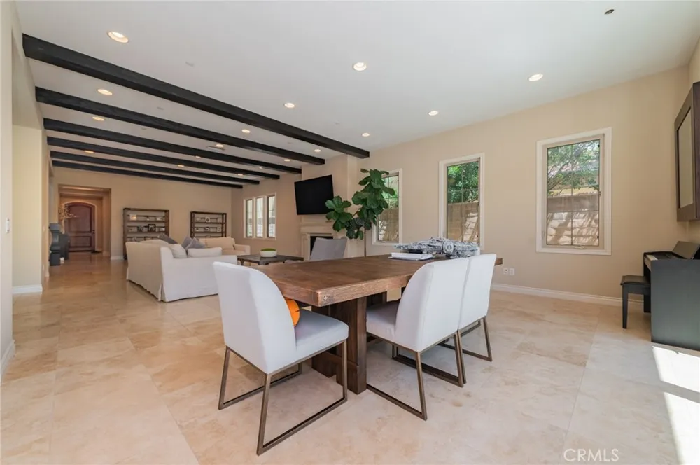 16 Hawkeye Irvine, CA 92602