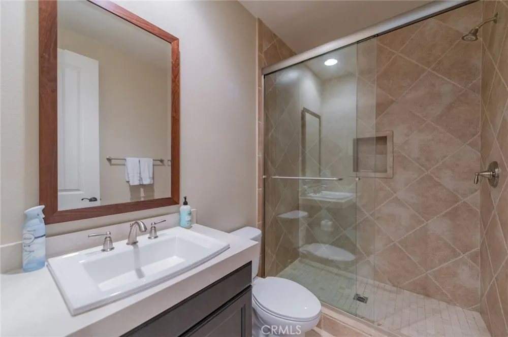 16 Hawkeye Irvine, CA 92602