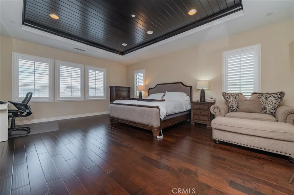 16 Hawkeye Irvine, CA 92602