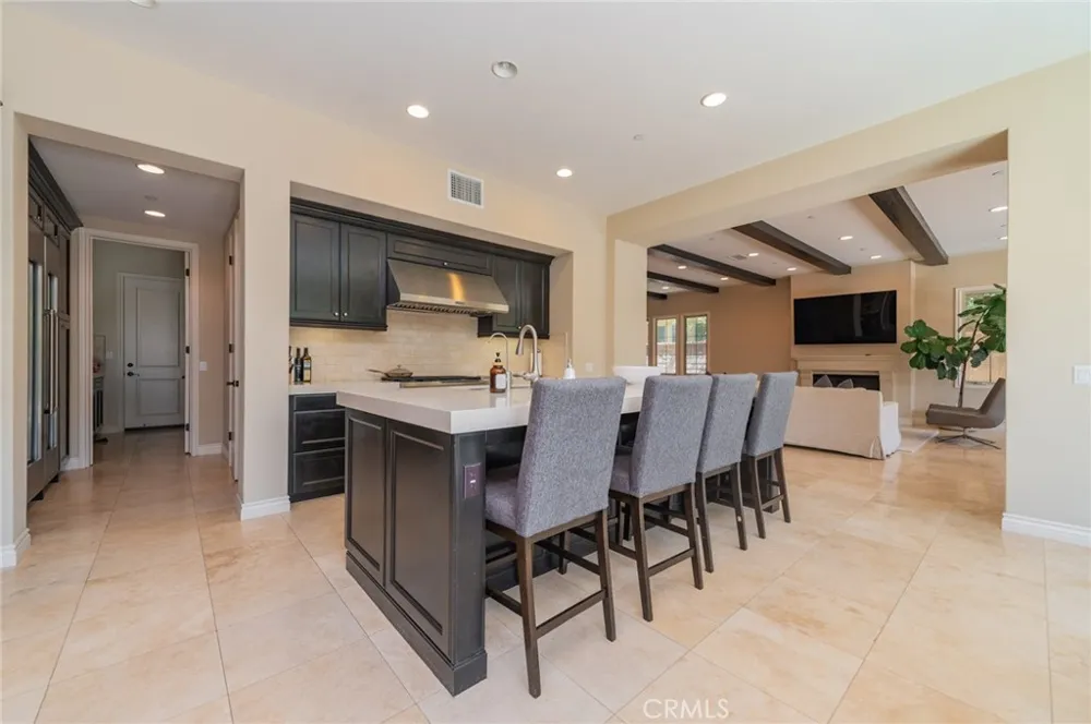 16 Hawkeye Irvine, CA 92602