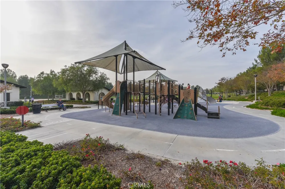 16 Hawkeye Irvine, CA 92602