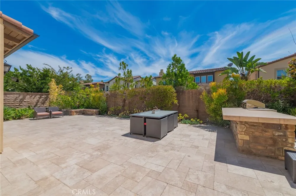 16 Hawkeye Irvine, CA 92602