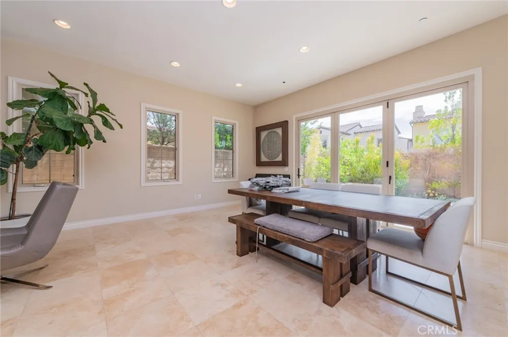 16 Hawkeye Irvine, CA 92602