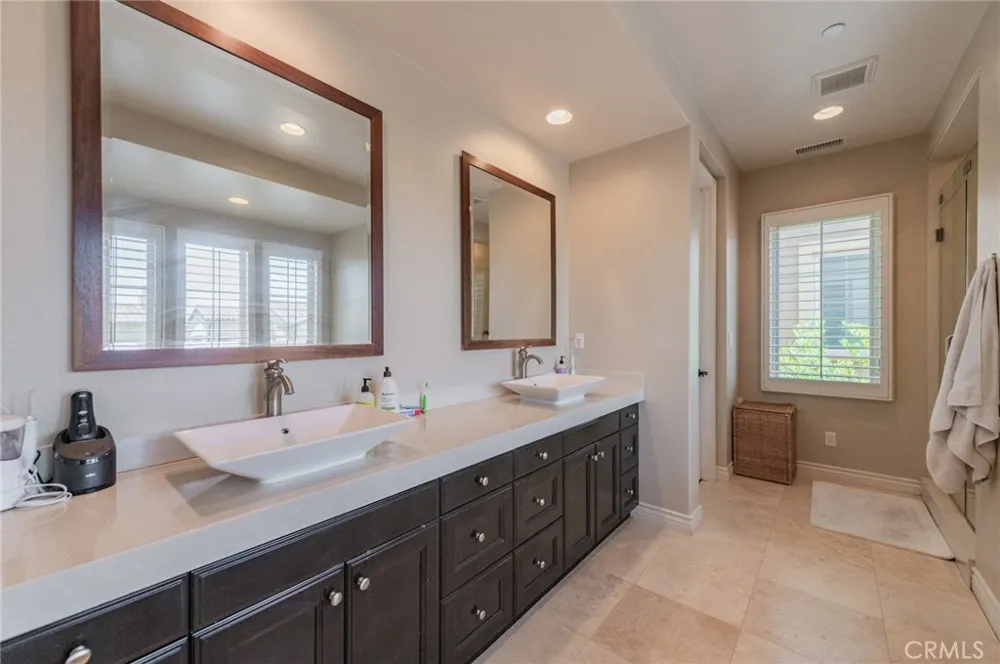 16 Hawkeye Irvine, CA 92602
