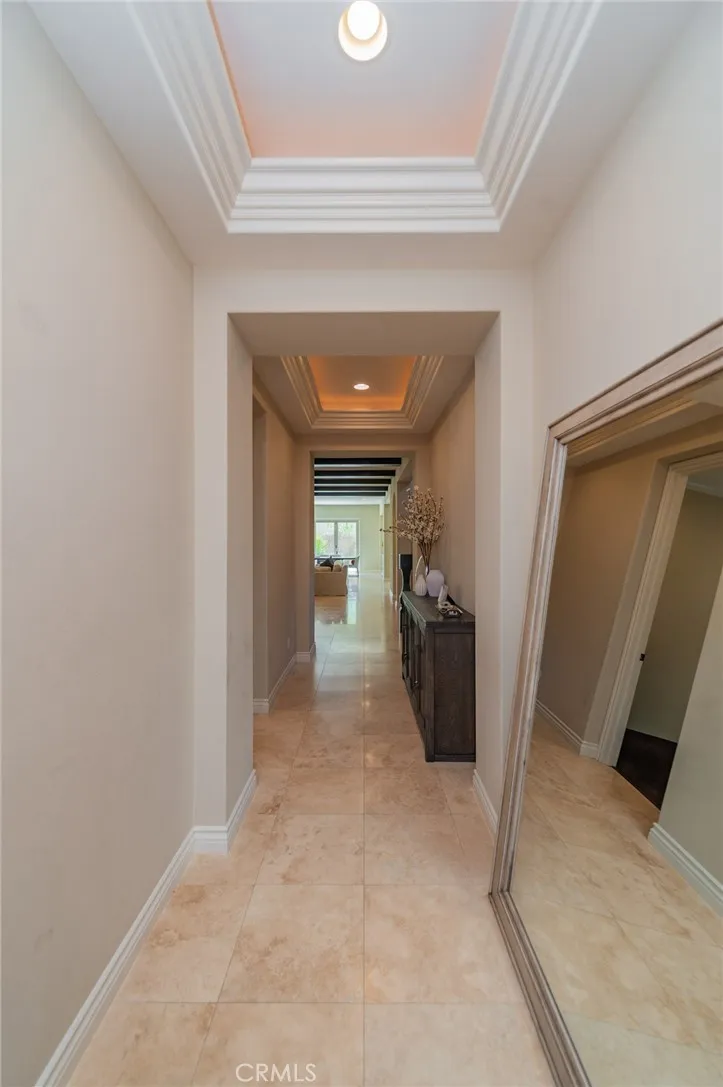 16 Hawkeye Irvine, CA 92602
