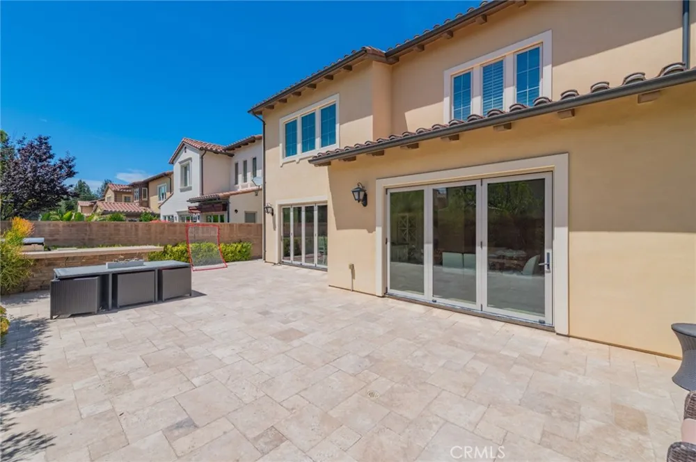 16 Hawkeye Irvine, CA 92602