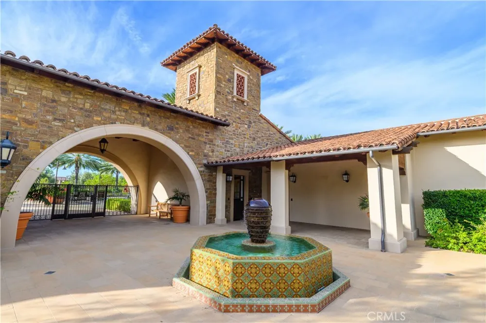 16 Hawkeye Irvine, CA 92602