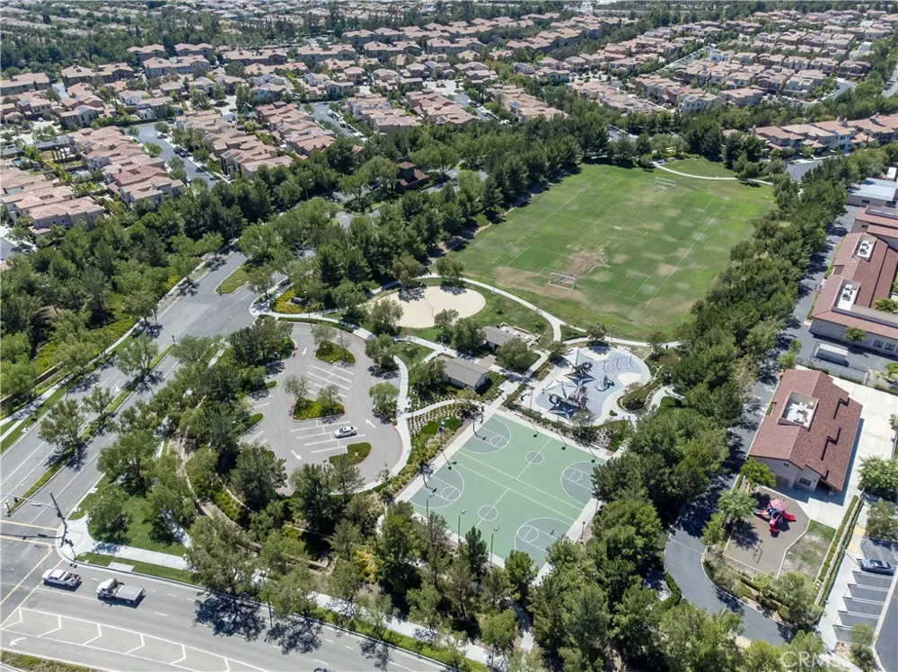 16 Hawkeye Irvine, CA 92602