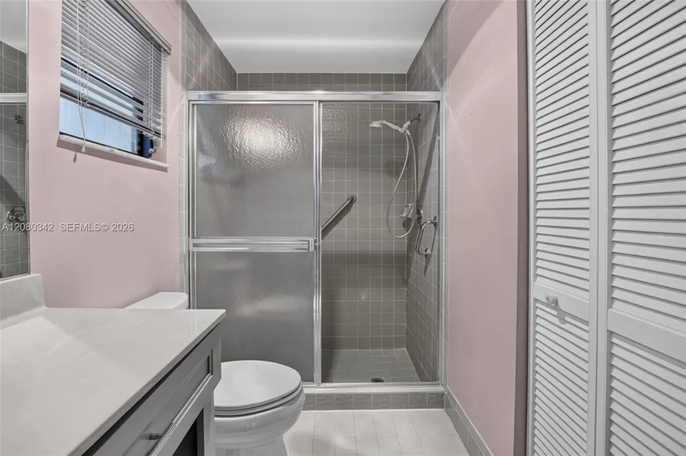 6063 Kings Gate Cir #0 Delray Beach, FL 33484