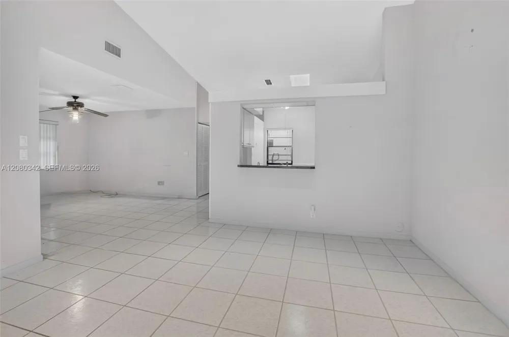 6063 Kings Gate Cir #0 Delray Beach, FL 33484