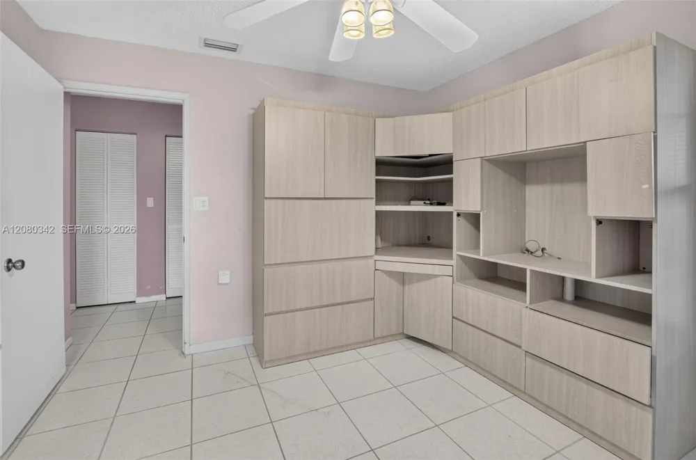 6063 Kings Gate Cir #0 Delray Beach, FL 33484