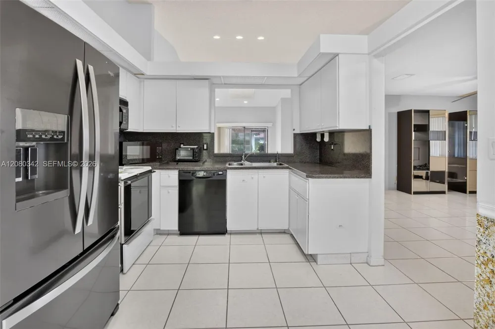 6063 Kings Gate Cir #0 Delray Beach, FL 33484