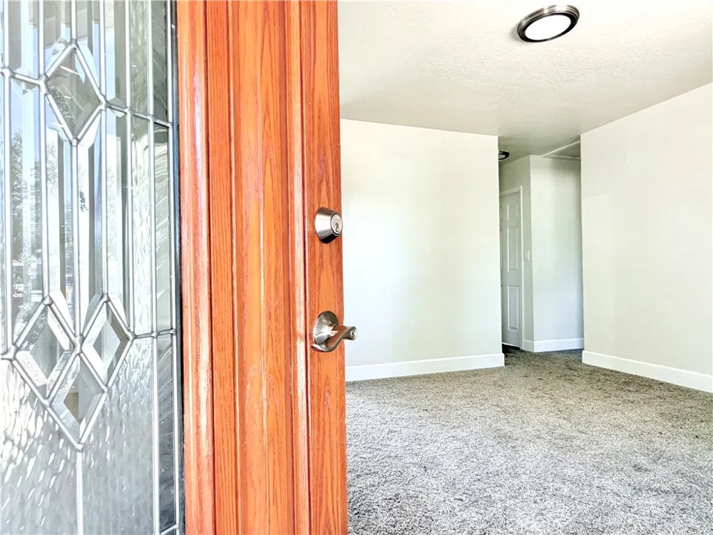 736 W 9th Merced, CA 95341