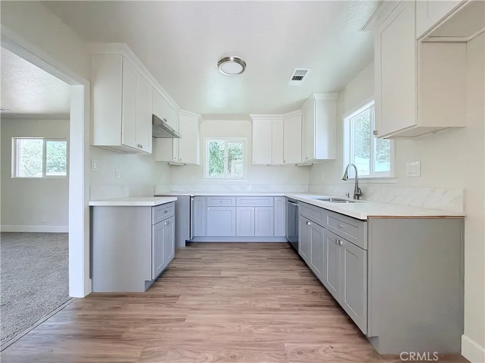 736 W 9th Merced, CA 95341