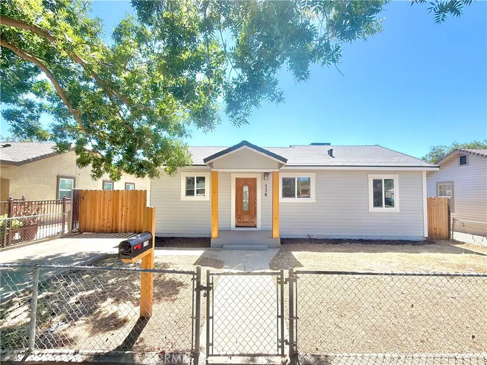 736 W 9th Merced, CA 95341
