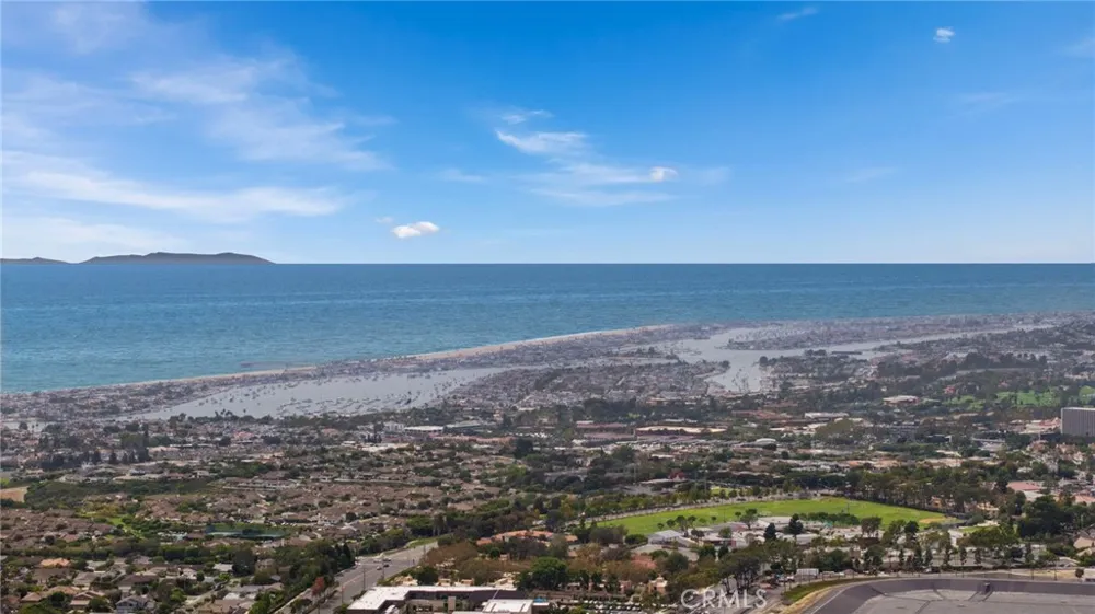 37 Montecito Drive Corona del Mar, CA 92625